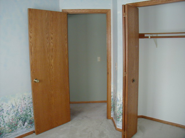 Yen Kang and Lehang's New House -- Bedroom